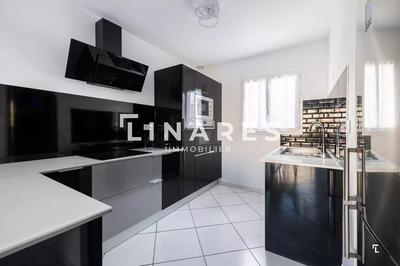 Maison - 76 m² - 4 pièces