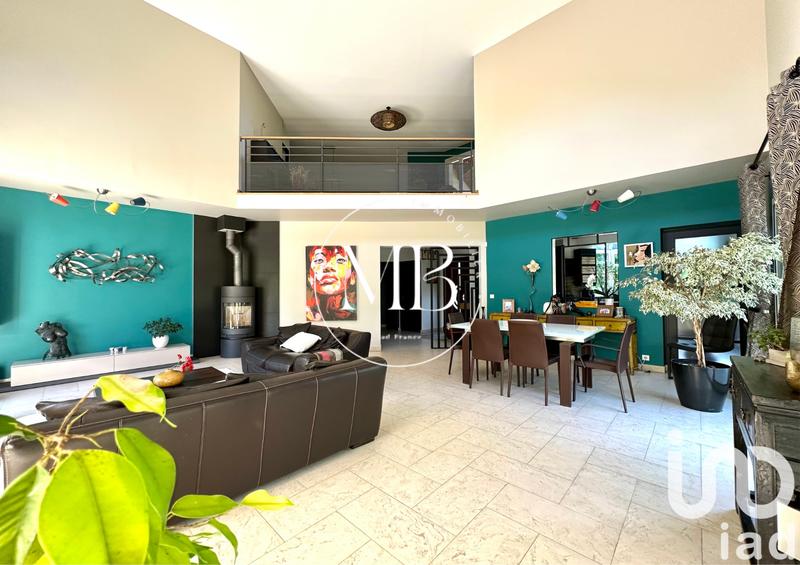 Maison de maîtres - 274 m² - 6 pièces