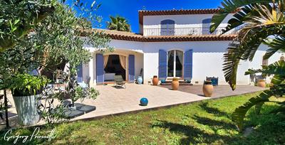 Villa - 147 m² - 4 pièces