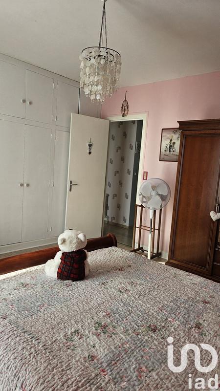 Maison - 215 m² - 7 pièces