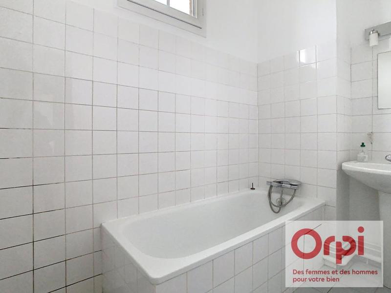 Appartement - 102 m² - 5 pièces