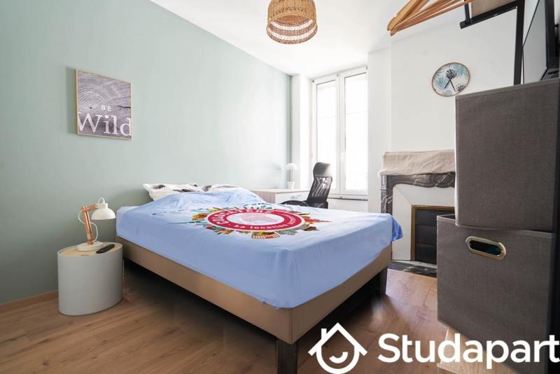 Chambre - 9 m² - 1 pièce