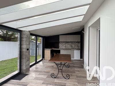 Maison - 83 m² - 4 pièces