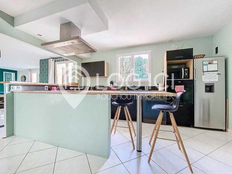 Maison - 202 m² - 7 pièces