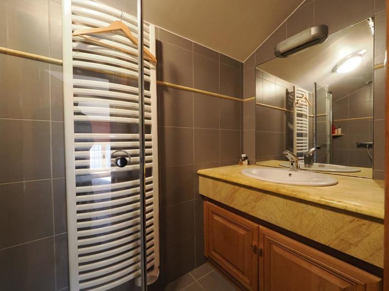 Maison - 344 m² - 15 pièces