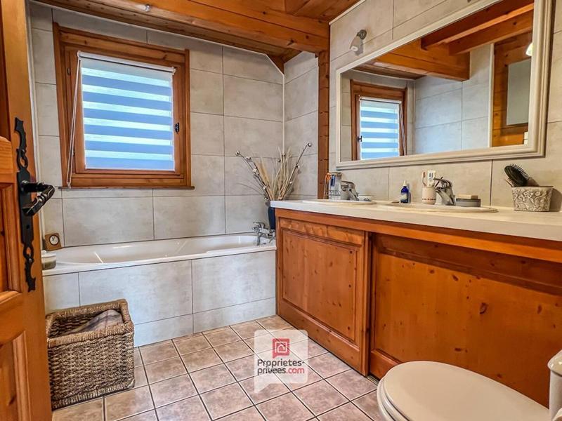 Maison - 159 m² - 6 pièces