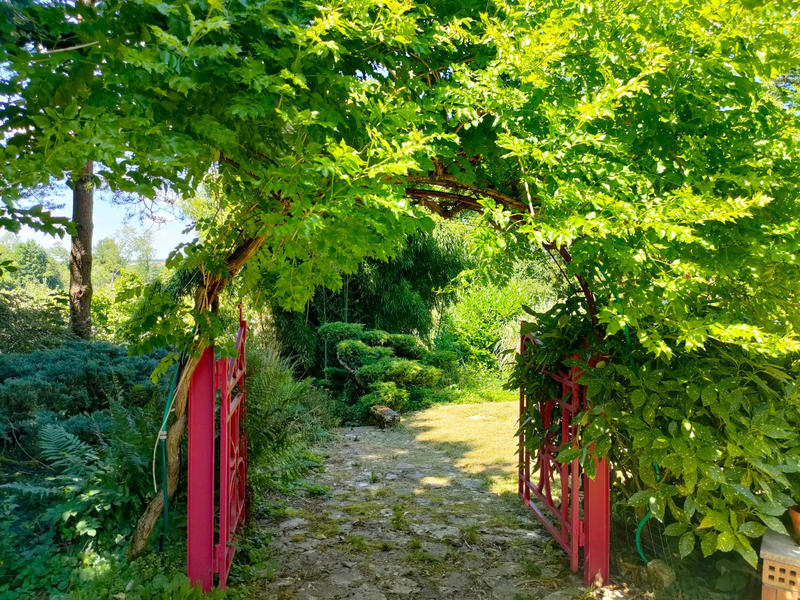 Maison - 233 m² - 9 pièces