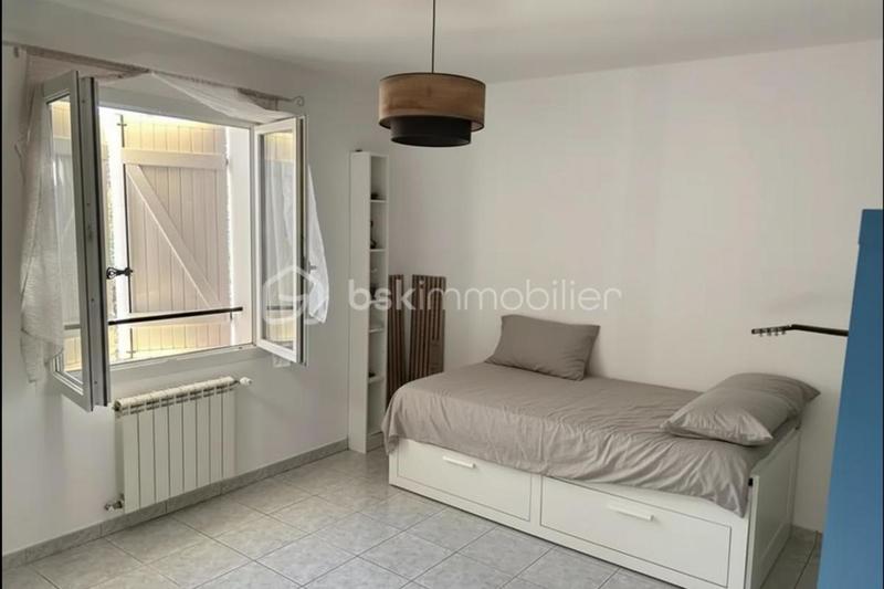 Villa - 180 m² - 7 pièces