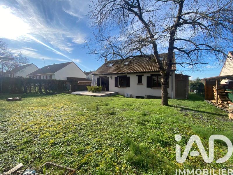 Maison - 101 m² - 5 pièces