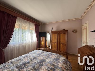 Maison - 200 m² - 7 pièces