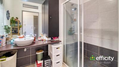 Appartement - 81 m² - 3 pièces