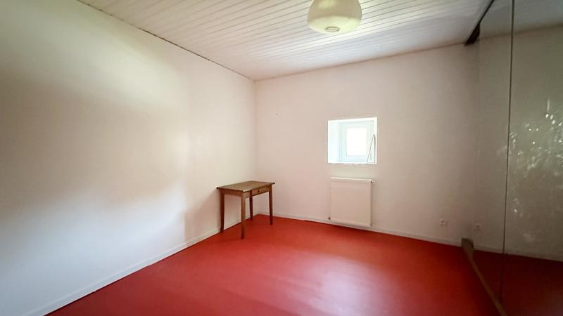 Maison - 377 m² - 12 pièces