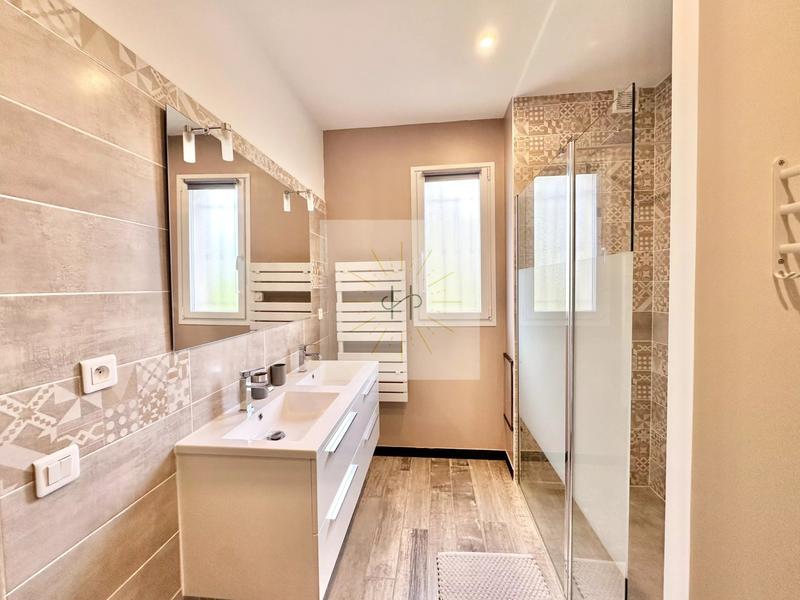 Maison - 168 m² - 4 pièces