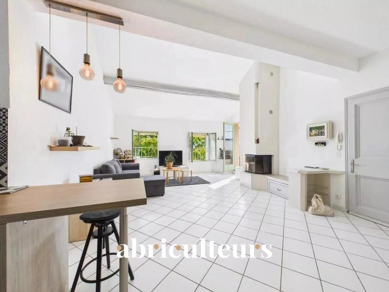 Appartement - 68 m² - 4 pièces