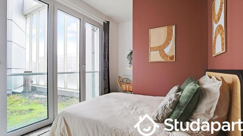 Chambre - 9 m² - 1 pièce