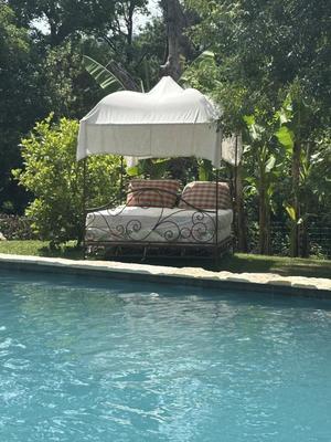 Propriété - 230 m² - 10 pièces