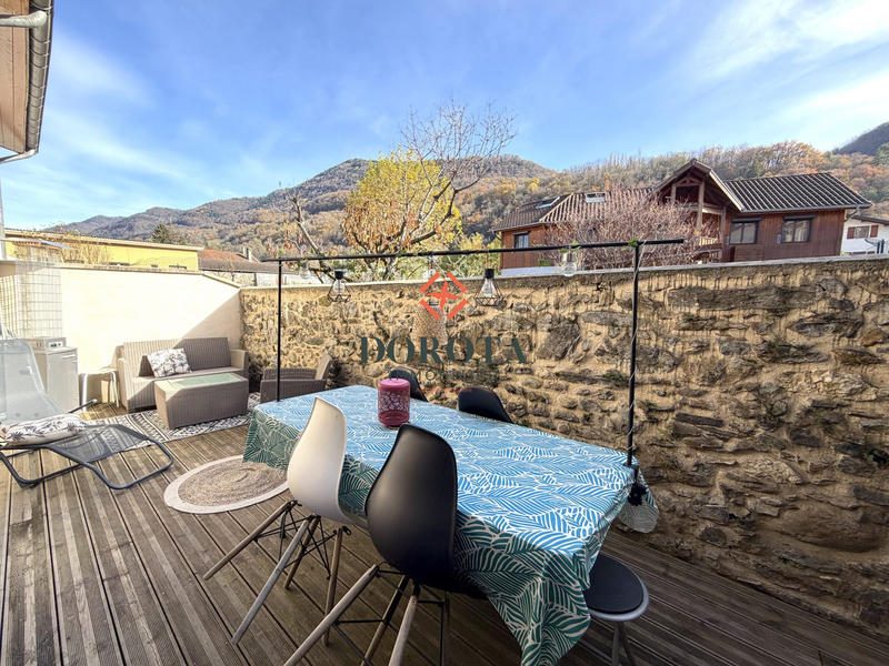 Maison - 164 m² - 5 pièces