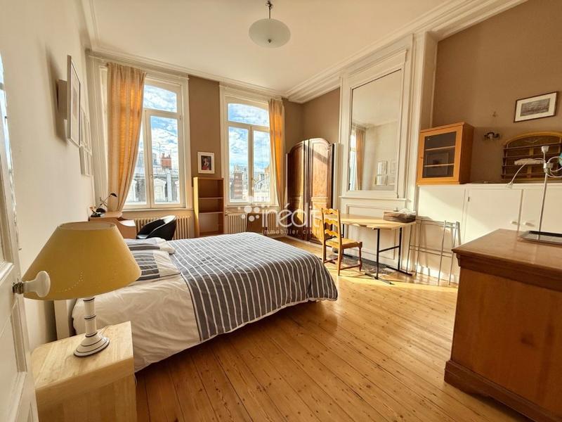 Maison bourgeoise - 289 m² - 8 pièces