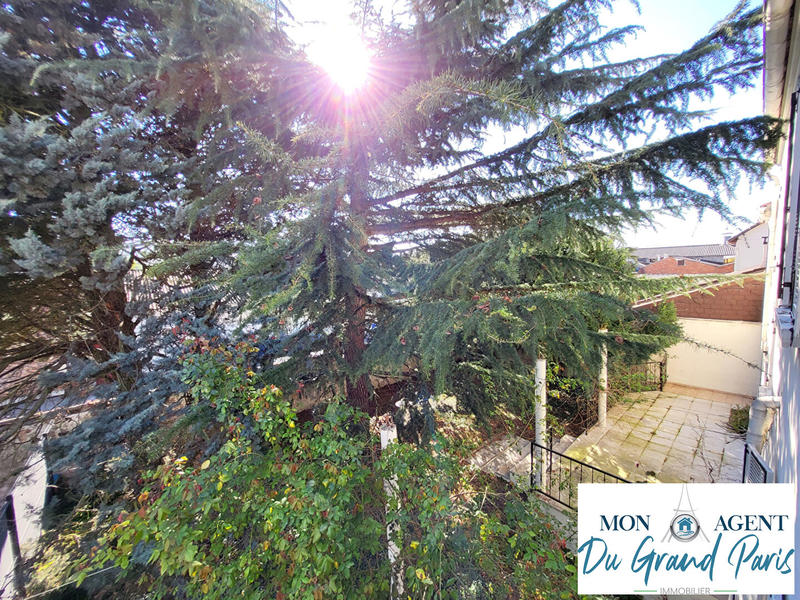 Maison - 180 m² - 7 pièces