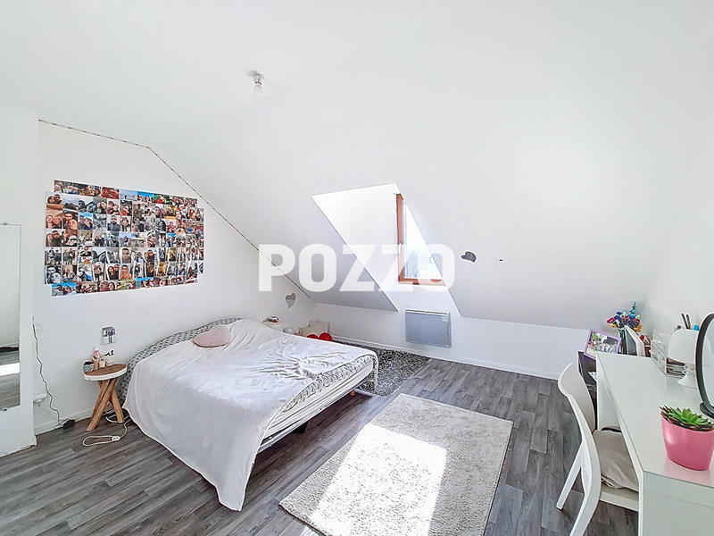 Maison - 165 m² - 8 pièces