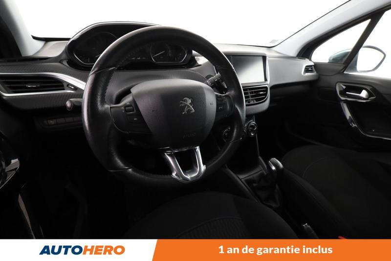 Peugeot 208 1.6 Blue-HDi Style 5p 75 ch