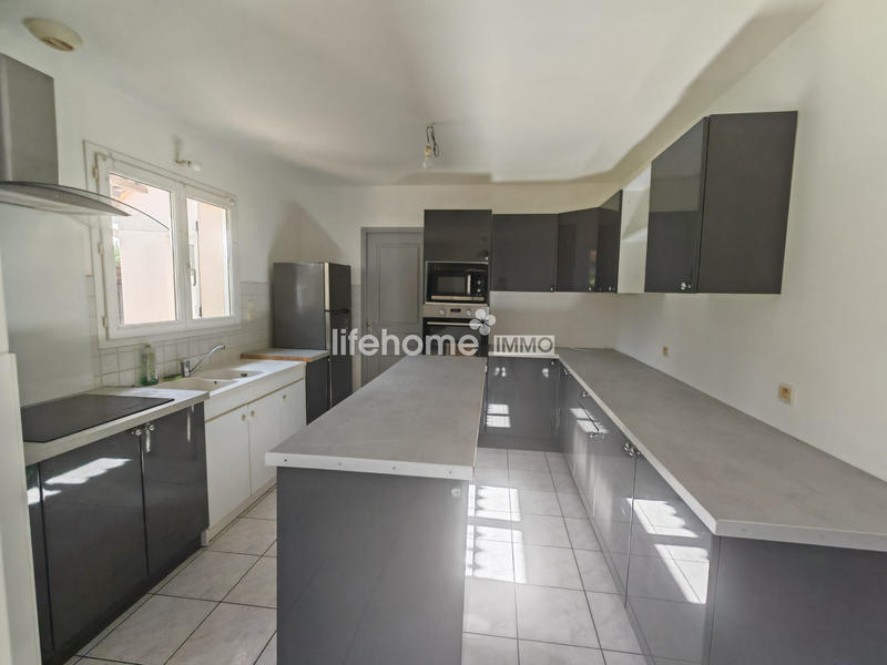 Maison - 97 m² - 4 pièces