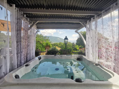 Immeuble - 660 m² - 20 pièces