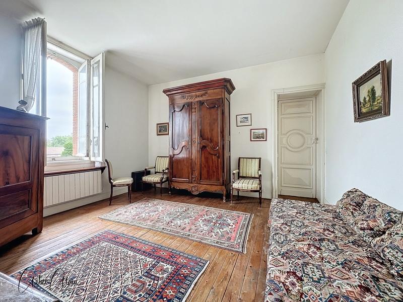 Maison bourgeoise - 213 m² - 8 pièces