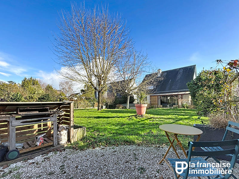 Maison - 218 m² - 8 pièces