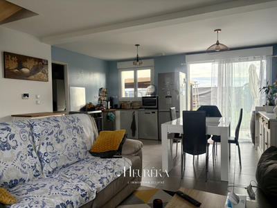 Maison - 97 m² - 5 pièces