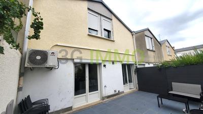 Maison - 80 m² - 4 pièces