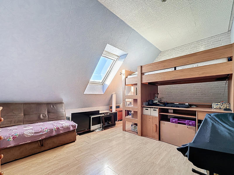 Maison - 100 m² - 5 pièces