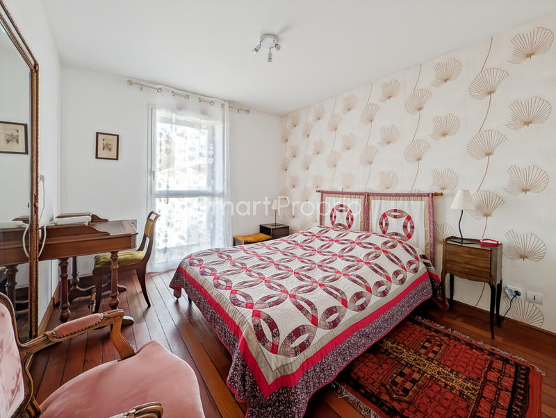 Appartement - 102 m² - 4 pièces