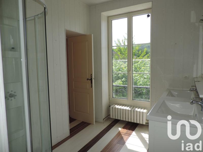 Maison - 313 m² - 14 pièces