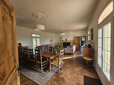 Maison de campagne - 198 m² - 9 pièces