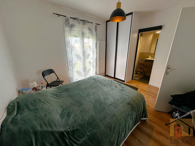 Maison - 104 m² - 4 pièces