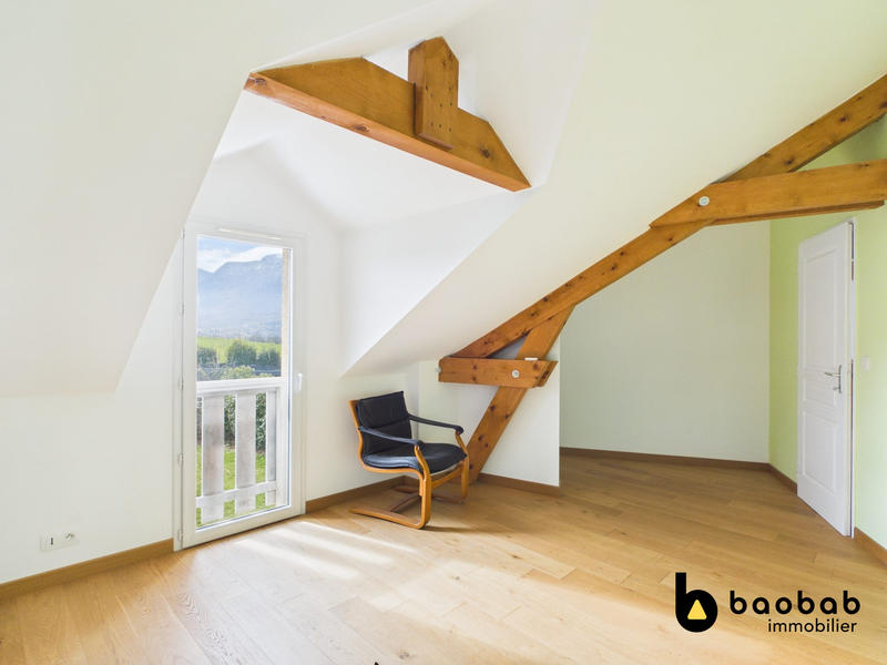 Maison - 192 m² - 5 pièces