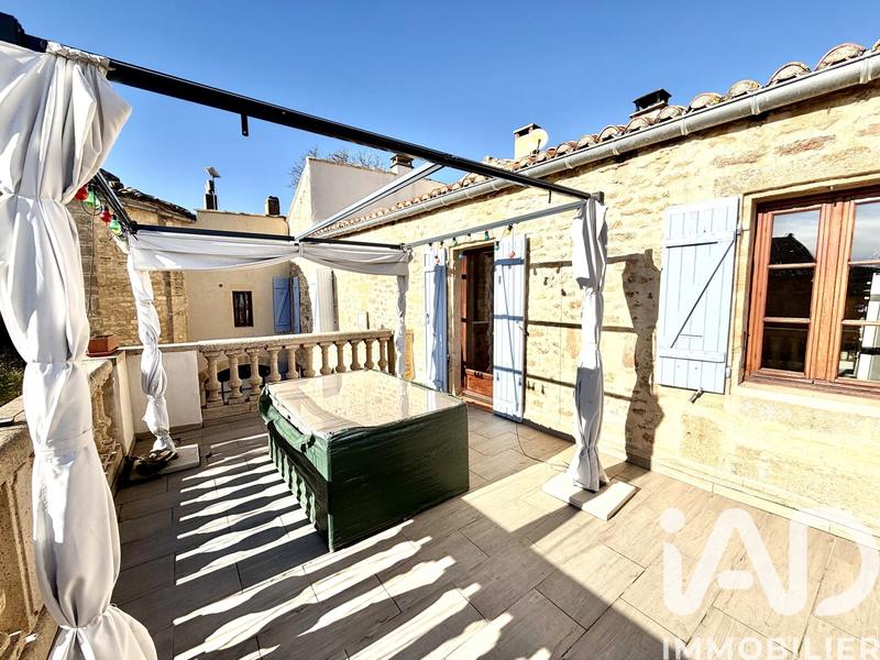 Maison - 186 m² - 8 pièces