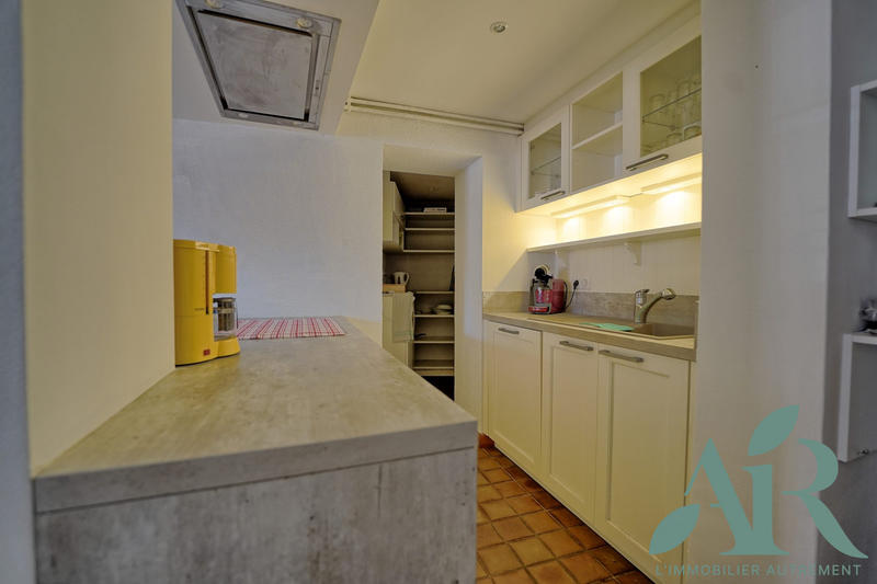 Maison traditionnelle - 143 m² - 5 pièces