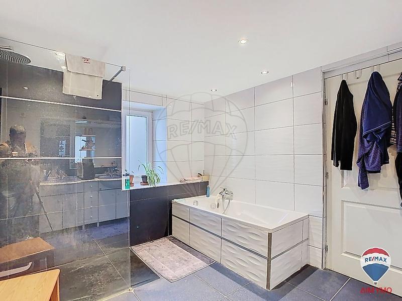 Maison - 134 m² - 7 pièces