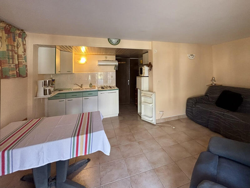 Maison - 182 m² - 7 pièces