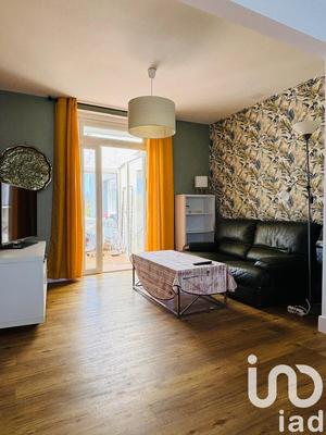 Maison - 99 m² - 6 pièces