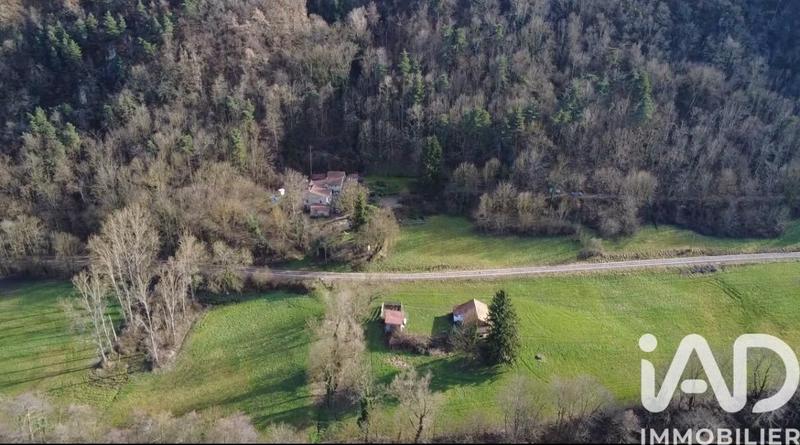 Maison - 210 m² - 4 pièces