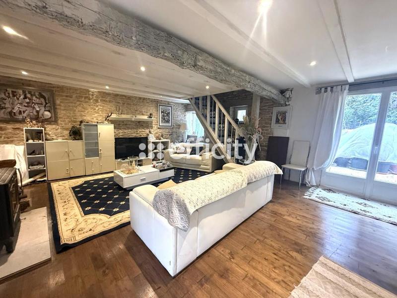 Longère - 209 m² - 5 pièces