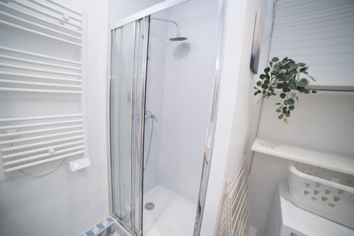 Appartement - 14 m² - 6 pièces