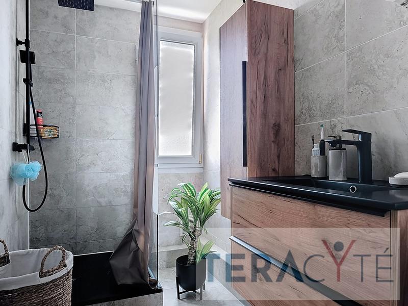 Appartement - 72 m² - 3 pièces