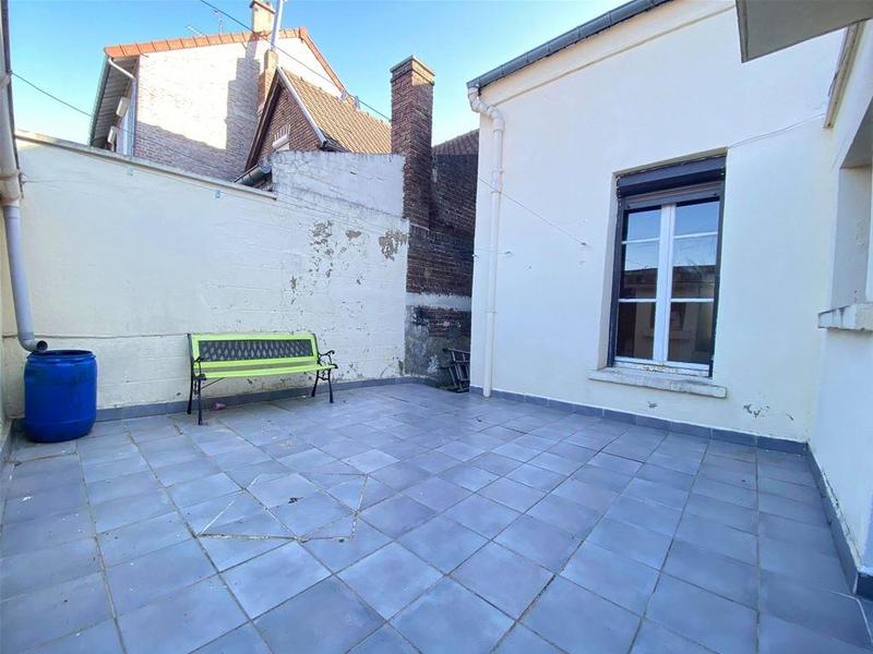 Maison - 111 m² - 6 pièces