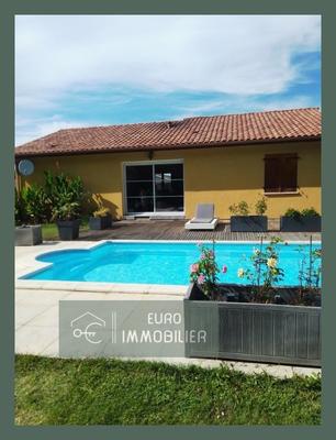 Maison - 105 m² - 5 pièces