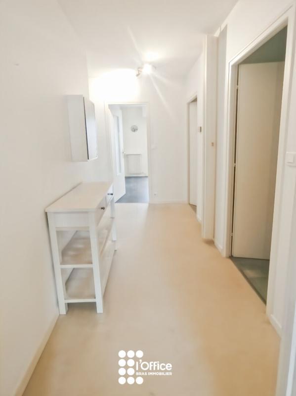 Appartement - 63 m² - 2 pièces