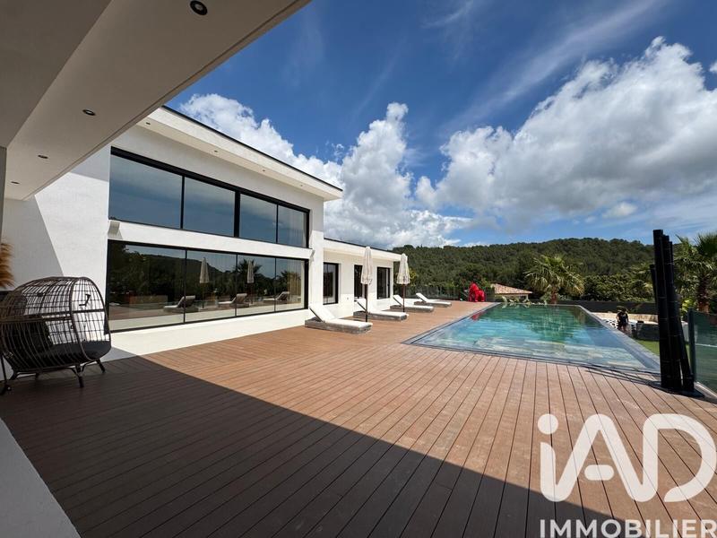 Maison - 190 m² - 7 pièces